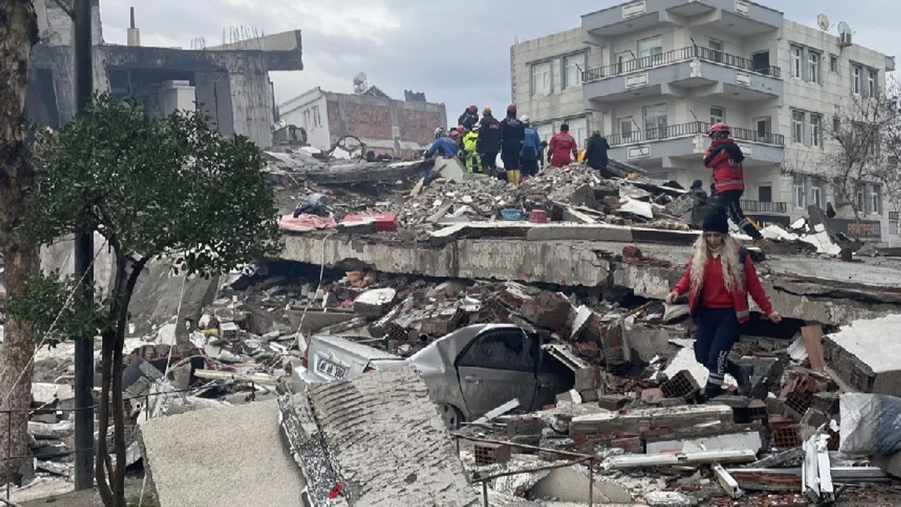 Kilis'te arama-kurtarma faaliyetleri sona erdi! Enkaz altında kimse kalmadı