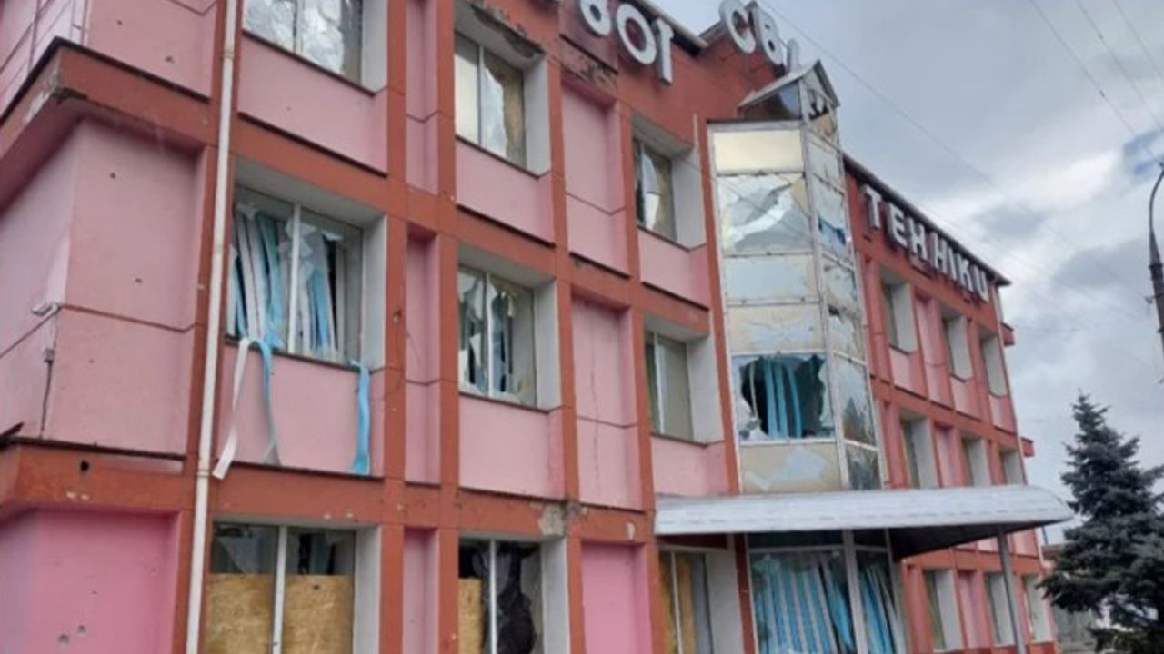 Rusya, Herson'da sivil yerleşim yerini vurdu: 6 ölü 12 yaralı