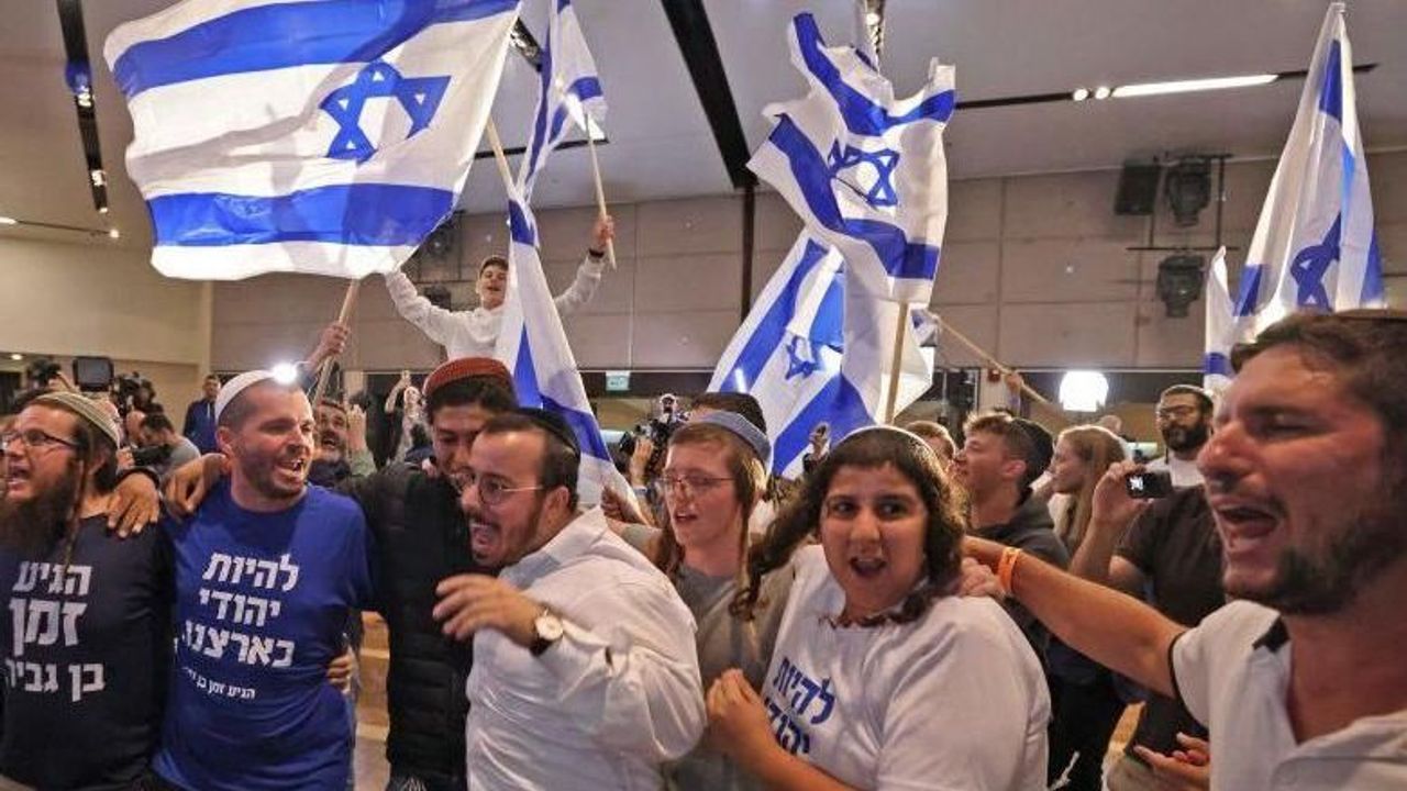 Aşırı sağ iktidardan rahatsız olan bazı İsrailliler ülkeyi terk etme arayışında