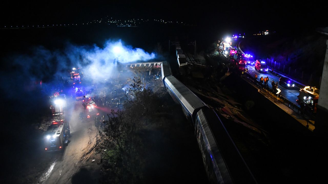 Yunanistan'daki tren kazasında can kaybı 38'e ulaştı