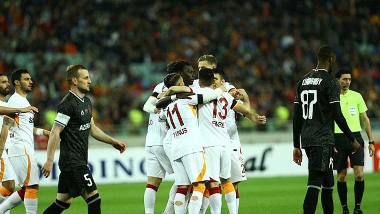 Galatasaray, dostluk maçında Karabağ'ı 2 golle mağlup etti