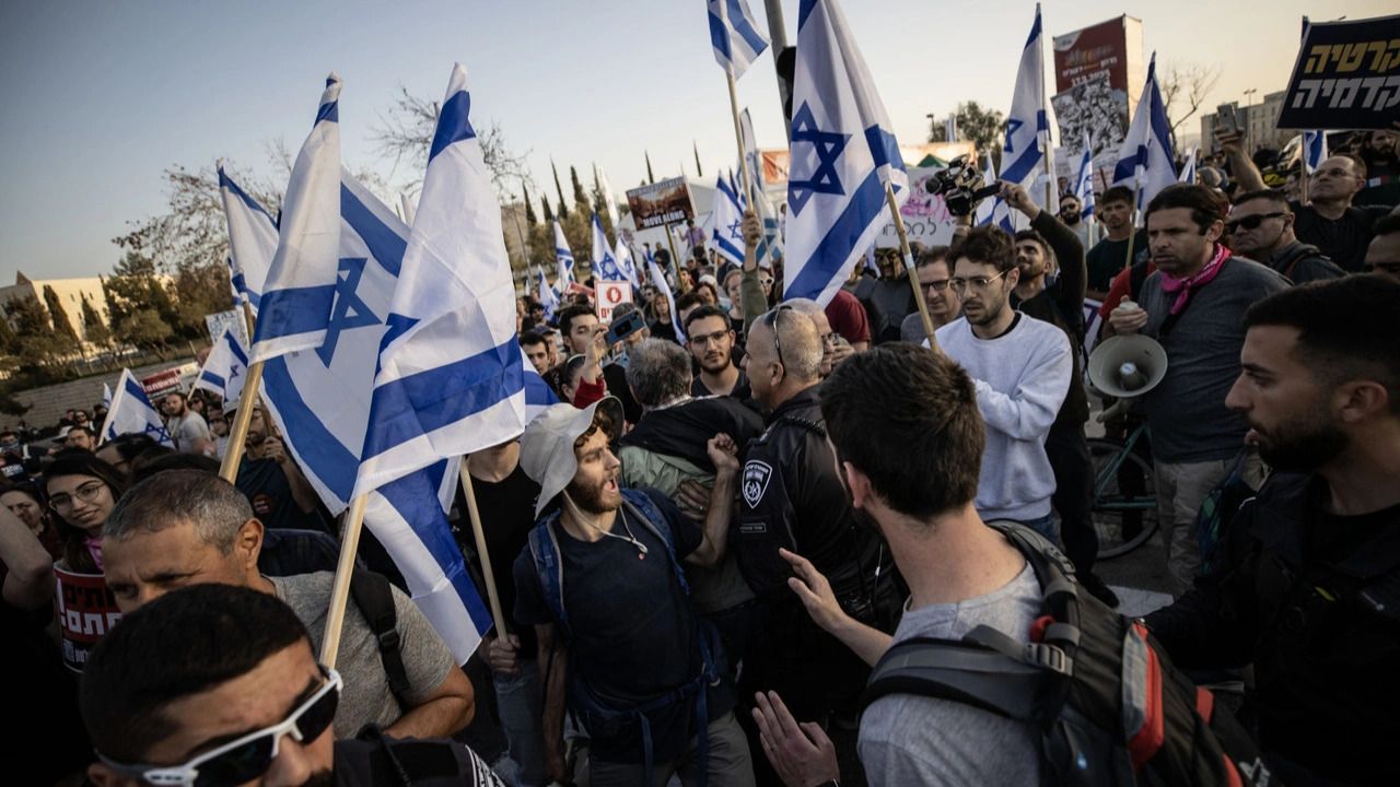 İsrail’de Netanyahu hükümetine karşı "sivil itaatsizlik günü" gösterileri başladı