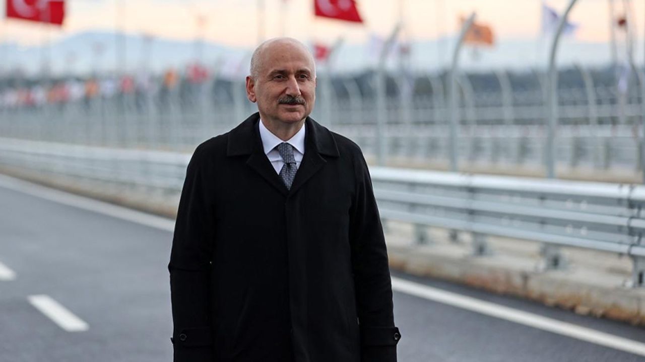 Bakan Karaismailoğlu'ndan Adana 15 Temmuz Şehitler Köprüsü açıklaması