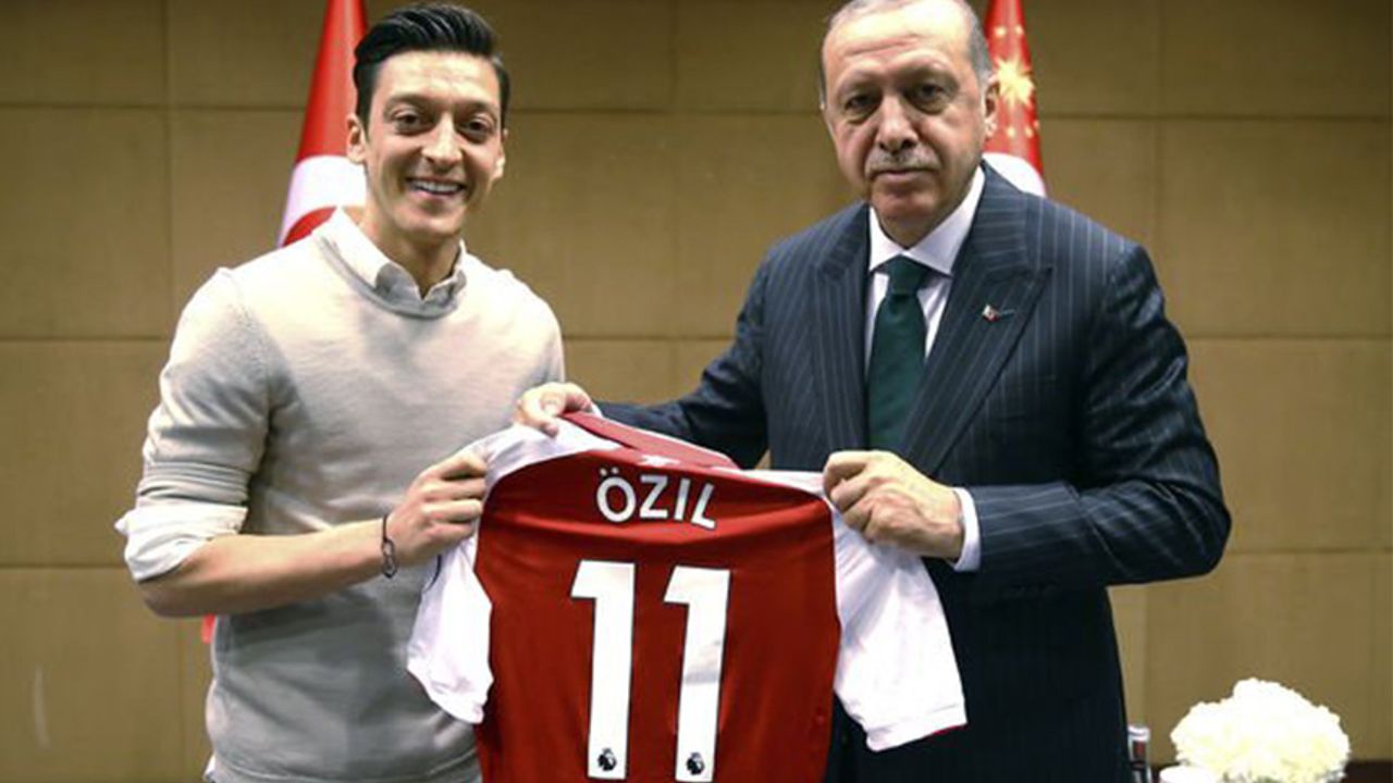 AK Parti'de Mesut Özil iddiası