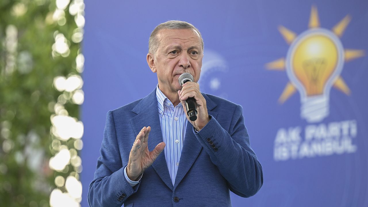 Cumhurbaşkanı Erdoğan'dan demokrasi vurgulu sandık çağrısı