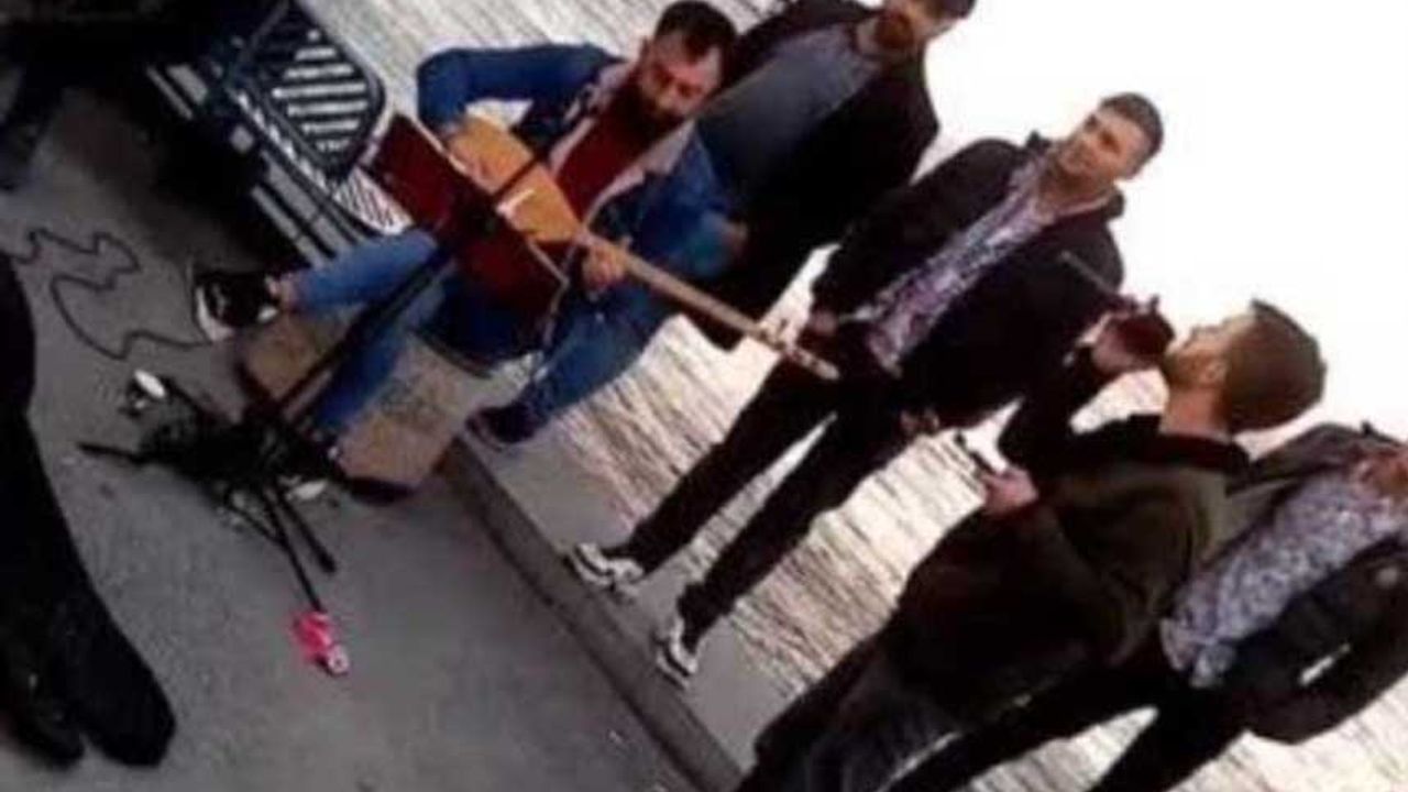 Kadıköy'de istediği şarkıyı çalmayan müzisyeni öldüren zanlı adliyeye sevk edildi