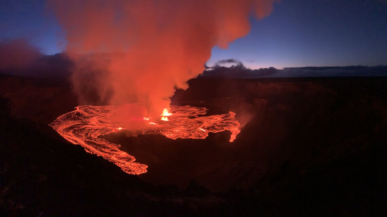 Kilauea Yanardağı yeniden harekete geçti
