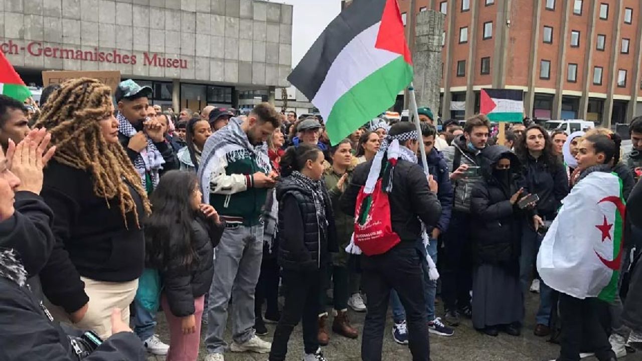 Almanya'da Filistin'e destek gösterisi!