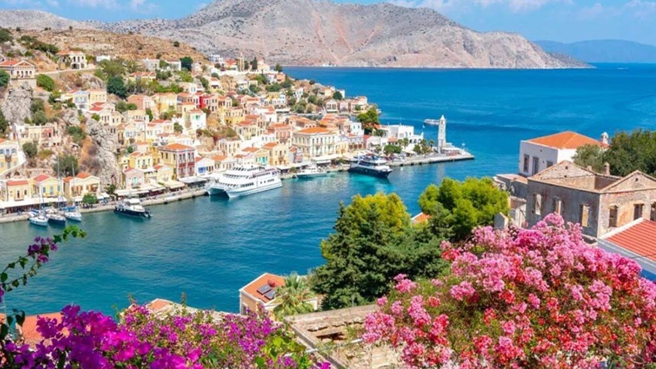 Yunanistan'a kapıda vize dönemi! İşte turist vizesiyle gidilecek 10 ada