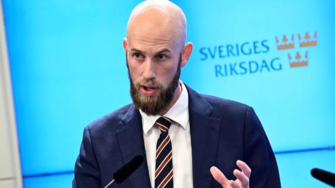 İsveç'te 'savaş' açıklaması: Halkımız hazır olmalı