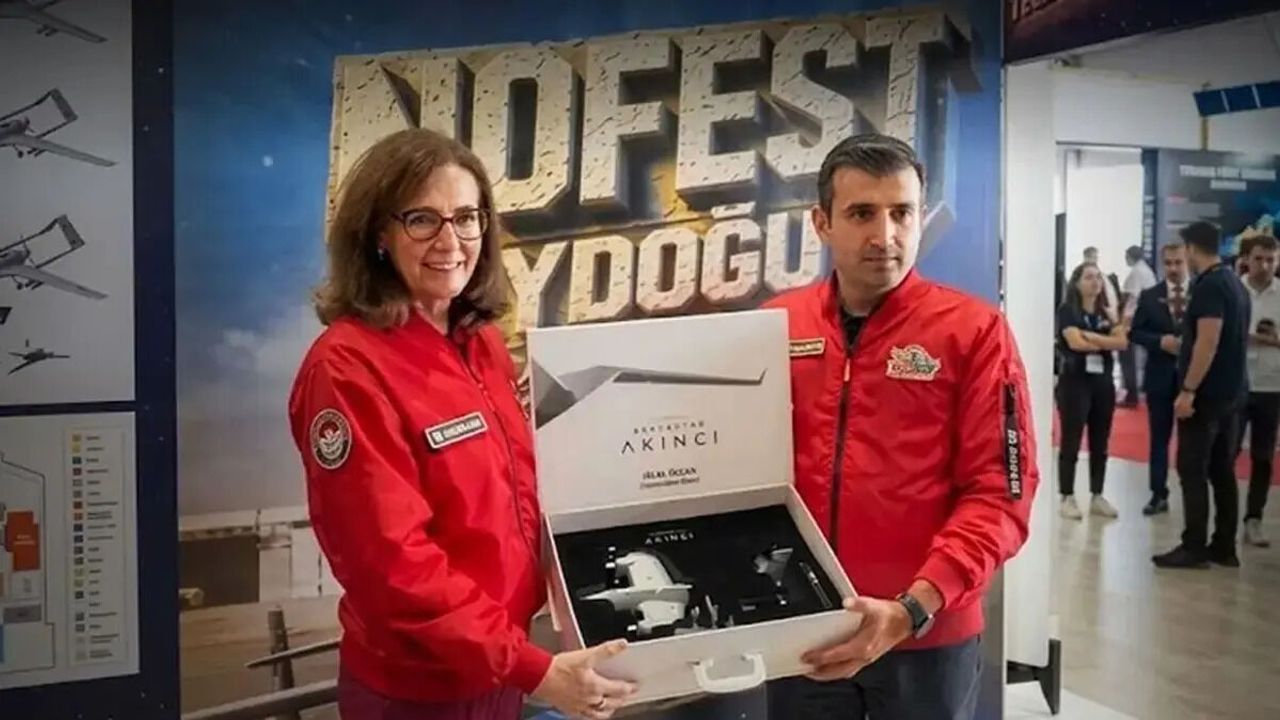 İngiltere'nin Ankara Büyükelçisi Anderson'dan TEKNOFEST'e övgü