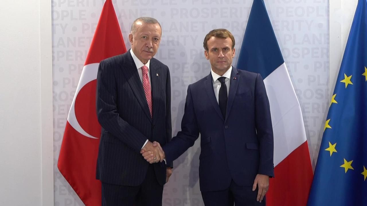 Cumhurbaşkanı Erdoğan, Macron ile telefonda görüştü