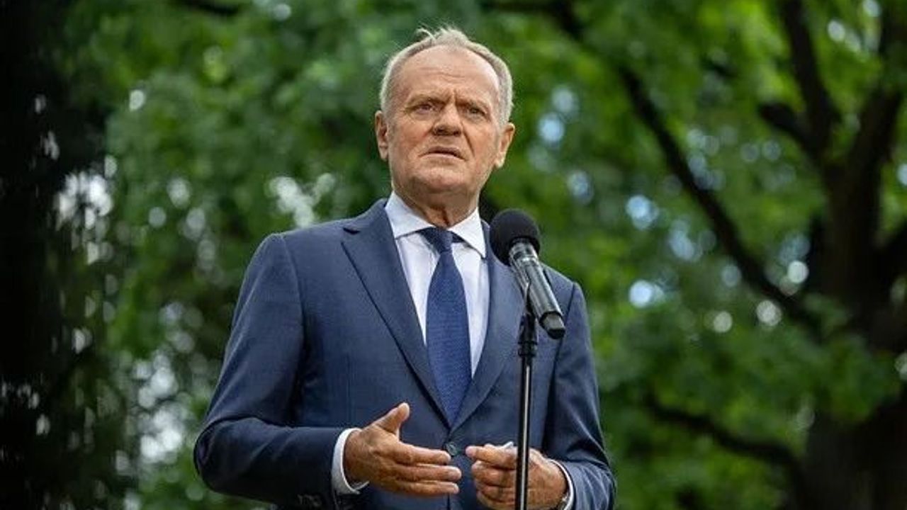 Polonya Başbakanı Tusk: "Hassas verilerin, İsrail'e aktarılması devlete karşı suç"