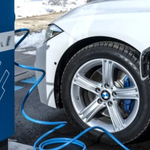 BMW'den yangın riski uyarısı: Evlerin yanına park etmeyin