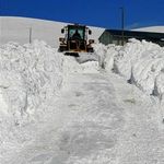 Yurt genelinde sıcak hava Kars'ta ise kar mesaisi var