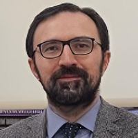 Doç. Dr. Akif Erbin