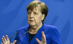 Merkel, Avrupa'yı uyardı: Putin'in sözleri blöf değil