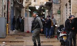 İşgalci İsrail güçleri Kudüs'te bir Filistinliyi öldürdü