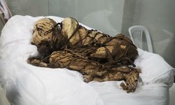 Peru'da arkeologlar İnka öncesi döneme tarihlendirilen mumya buldu