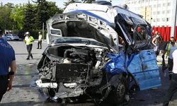 Ankara'da feci minibüs kazası: 20 yaralı!