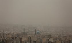 İran’da hava kirliliği nedeniyle eğitime verilen ara uzatıldı