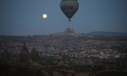 Kapadokya'da bir ayda 88 bin 244 turist balona bindi