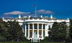 Beyaz Saray, Salman Rüşdi'ye yapılan saldırıyı kınadı