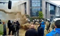 'Davos' emirleri sonrası çiftçiler isyanda! Hollanda'da polis ile çiftçiler karşı karşıya geldi