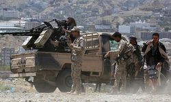 Yemen ordusu: Husilerin saldırılarında 4 asker öldü