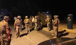 Mersin'de polisevine silahlı saldırı: 2 polis yaralı