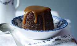 Sticky Toffee Pudding ( Hurmalı Islak Kek ) tarifi, Sticky Toffee Pudding nasıl yapılır?