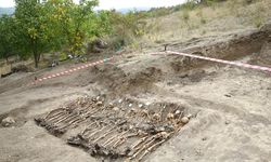 1. Karabağ Savaşı’nda Ermenilerce katledilen Azerbaycan askerlerine ait toplu mezar bulundu