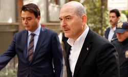 Bakan Soylu hain saldırıda hayatını kaybeden anne ile kızın ailesine taziyede bulundu