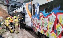 İspanya'da iki tren çarpıştı: 155 yaralı