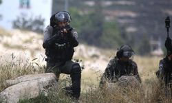 İşgalci İsrail askerleri, Batı Şeria'da 3 Filistinliyi öldürdü