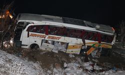 Kayseri'de yolcu otobüsü devrildi: 4 ölü 25 yaralı