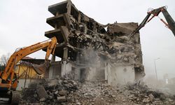 Kocaeli'de 2022'de metruk ve hasarlı 100 bina yıkıldı