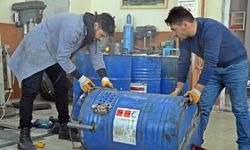Ağrı'da öğrenciler depremzedeler için soba ve hijyen malzemesi üretiyor