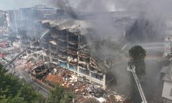Başakşehir'de fabrikada çıkan yangını söndürme çalışmaları sürüyor