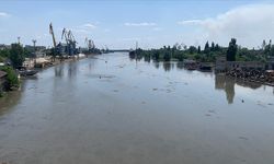 Kahovka Barajı'nın yıkılmasıyla Herson bölgesinde evler su altında kaldı