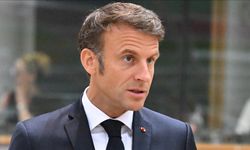 Macron, Fransa'daki olaylarla ilgili sosyal medyada "hassas içeriklerin" kaldırılmasını istedi