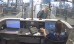 FETÖ firarisi ABD pasaportuyla İstanbul Havalimanı'nda yakalandı