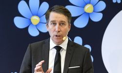 İsveç'te Hz. Muhammed'e hakaret eden Jomshof'a muhalefetten istifa çağrısı