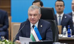 Özbekistan'da  Şevket Mirziyoyev yeniden cumhurbaşkanı seçildi