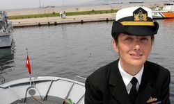 Kurmay Albay Gökçen Fırat, TSK'nın ilk kadın amirali oldu!