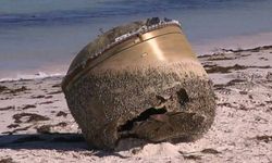 Avustralya'da sahilde bulunan devasa silindirin uzay cismi olduğu ortaya çıktı!
