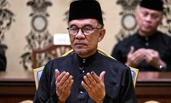 Malezya Başbakanı İbrahim'den eşcinsel sapkınlıkla mücadelede kararlılık mesajı