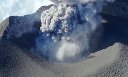 Popocatepetl yanardağında bir günde üç patlama