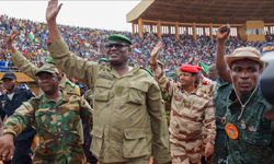 Nijer'de askeri yönetim, Fransa'yı savaş hazırlığı yapmakla suçladı