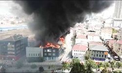 İstanbul Ataşehir'de yangın!